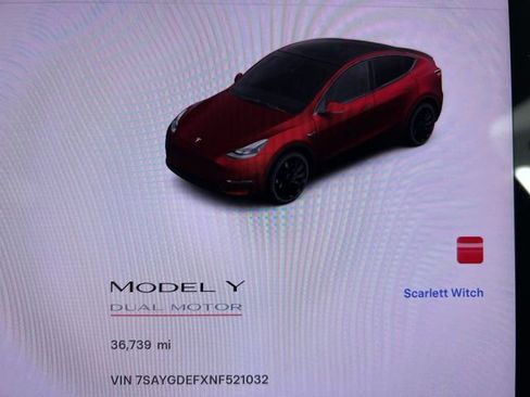 Used 2022 Tesla Model Y Performance image 12