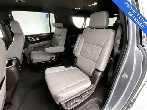 Used 2024 Chevrolet Suburban Z71 w/ Luxury Package image 35