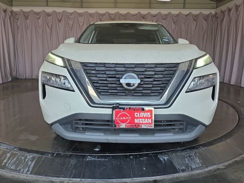 Used 2023 Nissan Rogue SV FWD image 11