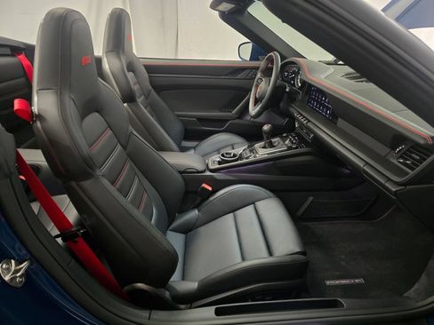 Used 2023 Porsche 911 Carrera GTS RWD image 20
