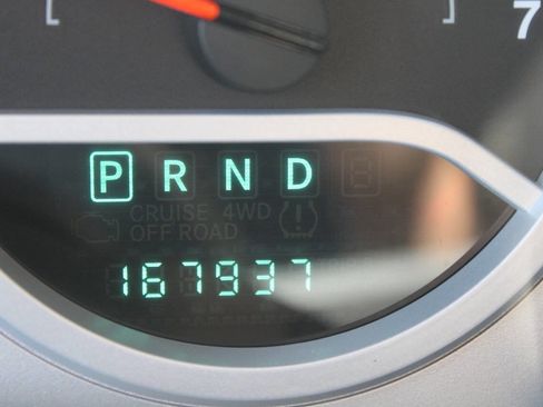 Used 2010 Jeep Wrangler Unlimited Sahara image 15