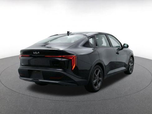 Used 2025 Kia K4 FWD image 9