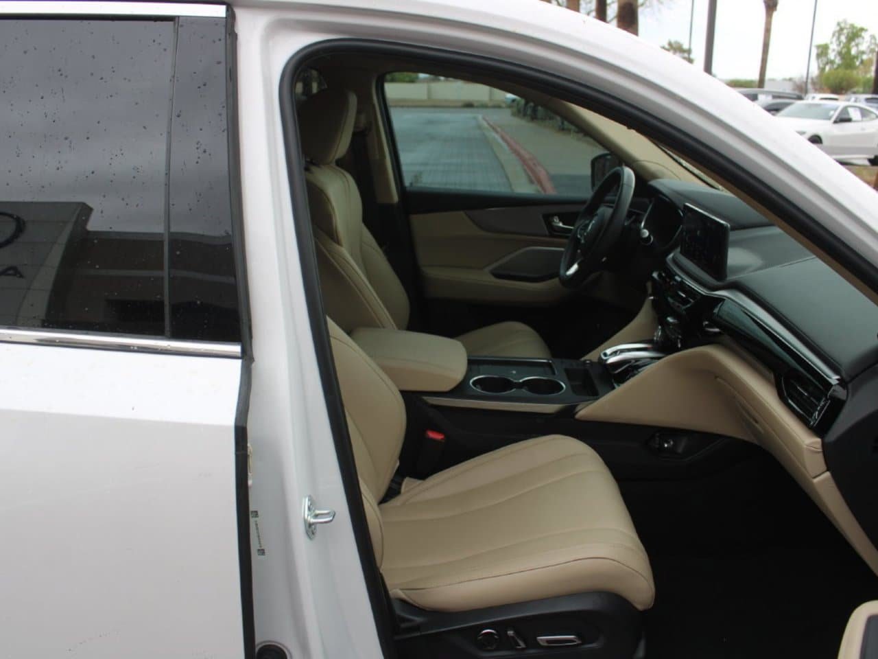 Used 2024 Acura MDX FWD image 13