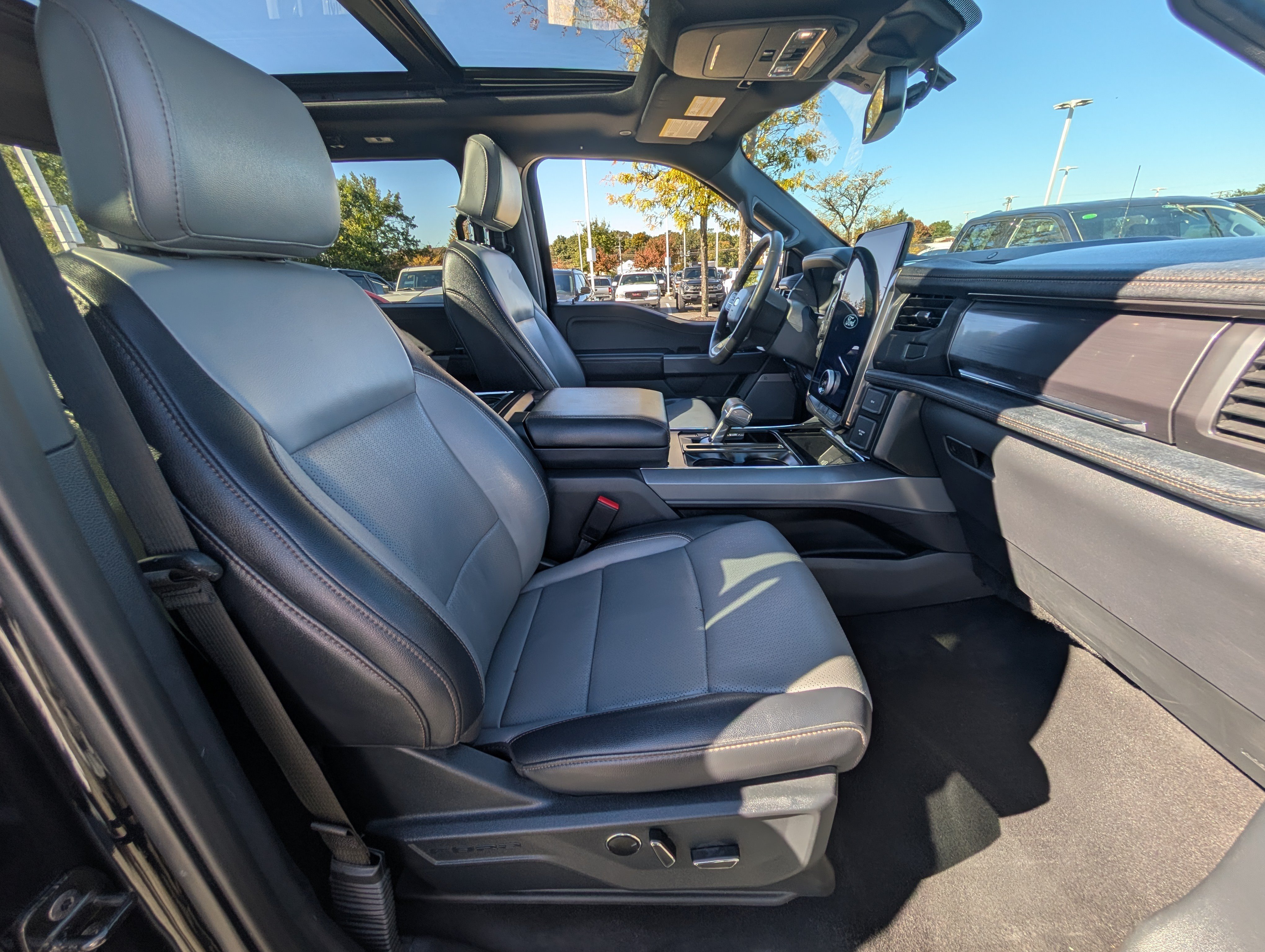 Certified 2025 Ford F150 Lightning Lariat AWD/4WD image 12