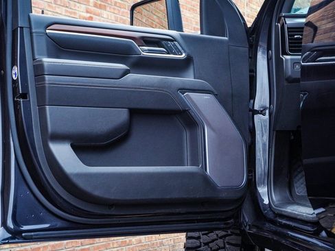 Used 2024 GMC Sierra 2500 Denali w/ Denali Reserve Package image 32