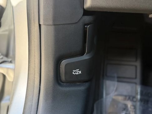 Used 2023 Ford Escape Platinum image 28