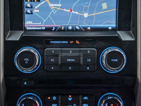 Used 2015 Ford F150 Lariat w/ Equipment Group 501A Mid image 30