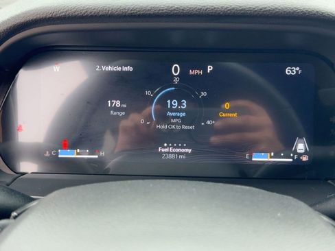 Used 2023 Jeep Grand Cherokee Altitude image 18