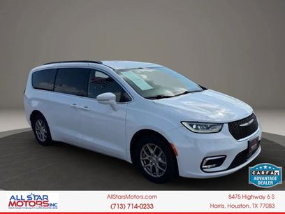 Used 2022 Chrysler Pacifica Touring