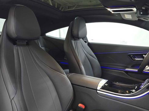 New 2026 Mercedes-Benz CLE 300 4MATIC Coupe image 13