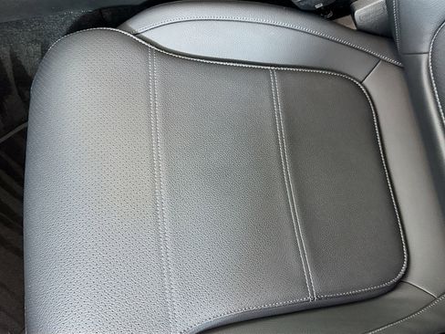 Certified 2025 Mercedes-Benz C 300 Sedan image 20