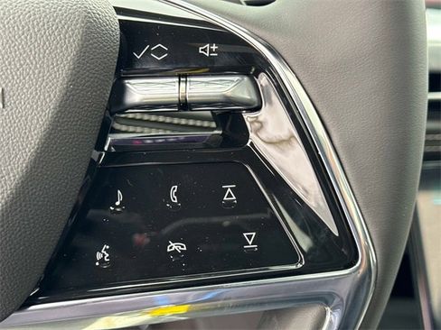 New 2026 Cadillac Escalade Luxury w/ LPO, Radiant Package image 28