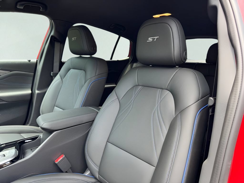 New 2026 Buick Envista Sport Touring w/ Convenience I Package FWD image 9