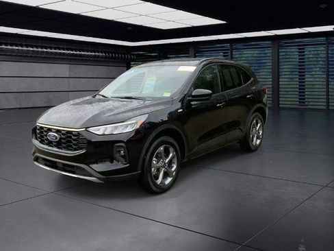 Certified 2025 Ford Escape ST-Line Select image 4