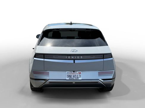 Certified 2024 Hyundai Ioniq 5 Limited RWD image 4