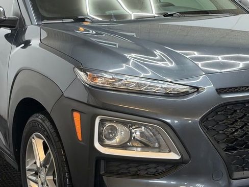 Used 2019 Hyundai Kona SE image 2