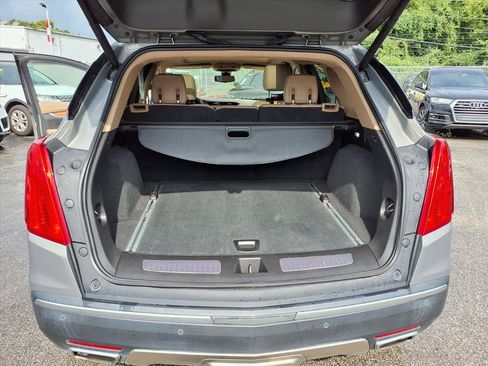 Used 2019 Cadillac XT5 Platinum AWD/4WD image 14