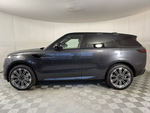 New 2026 Land Rover Range Rover Sport Dynamic SE AWD/4WD image 3