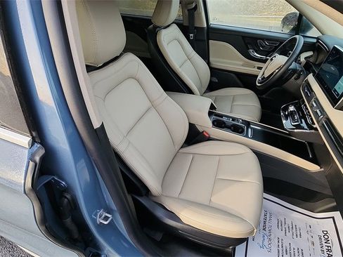 Used 2025 Lincoln Corsair FWD image 29