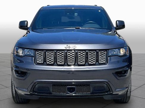 Used 2021 Jeep Grand Cherokee Laredo X AWD/4WD image 7