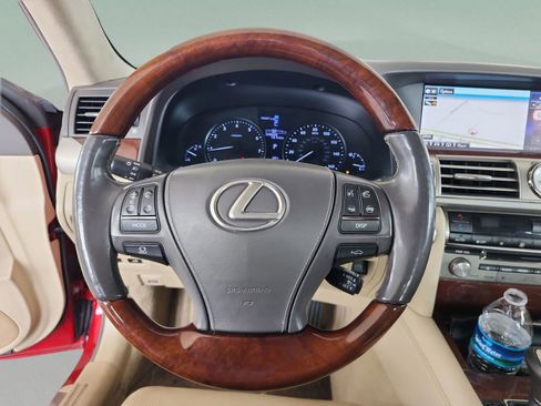 Used 2015 Lexus LS 460 460 w/ Ultra Luxury Package image 10