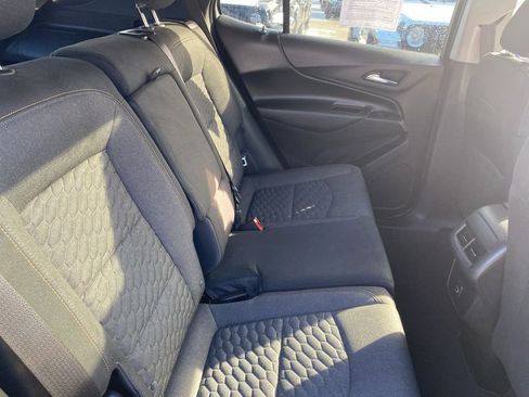 Used 2019 Chevrolet Equinox LT image 12