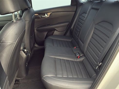 Certified 2022 Kia Forte GT-Line w/ GT-Line Premium Package image 15