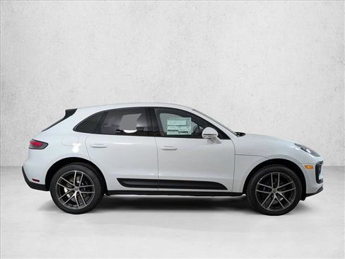 New 2026 Porsche Macan image 19