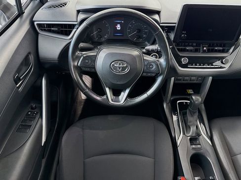 Used 2023 Toyota Corolla Cross LE image 10