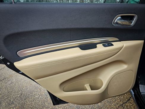 Used 2017 Dodge Durango GT w/ Premium Group image 32