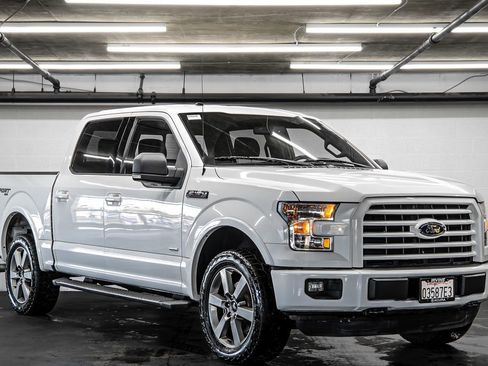 Used 2016 Ford F150 XLT w/ Equipment Group 302A Luxury image 7