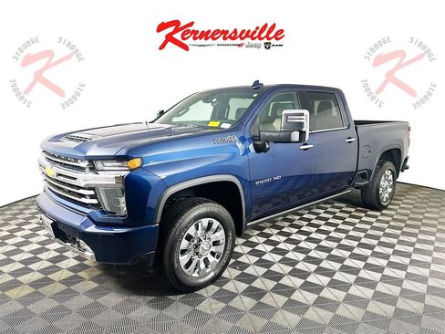 Used 2021 Chevrolet Silverado 2500 High Country image 3
