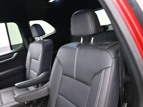 Used 2024 GMC Acadia Elevation w/ Luxury Package FWD image 36