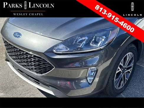 Used 2020 Ford Escape SEL image 13