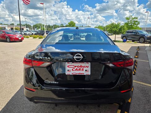 Used 2025 Nissan Sentra SV FWD image 5