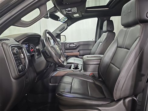 Used 2021 Chevrolet Silverado 1500 High Country image 23