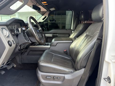 Used 2016 Ford F250 Lariat w/ Lariat Interior Package AWD/4WD image 17