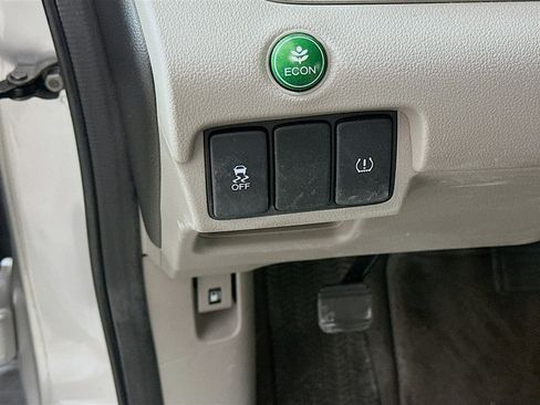 Used 2014 Honda CR-V LX image 16