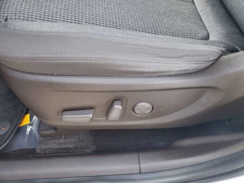 Used 2020 Hyundai Santa Fe SEL w/ Convenience Package image 21