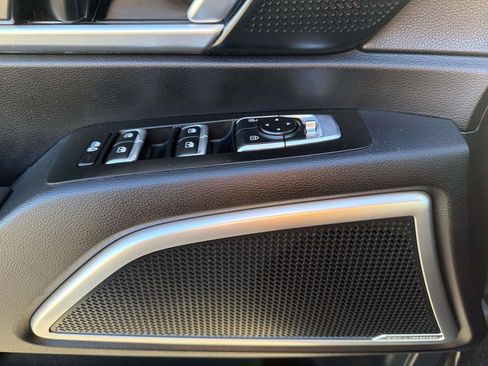 Used 2021 Kia Telluride LX image 5