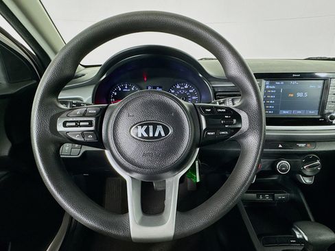 Used 2019 Kia Rio S image 11