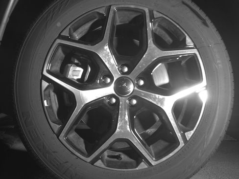 Used 2025 Jeep Compass Limited image 12