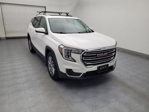 Used 2022 GMC Terrain SLT image 14
