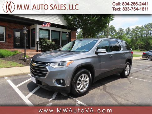 Used 2020 Chevrolet Traverse LT w/ LPO, Cargo Package AWD/4WD image 1