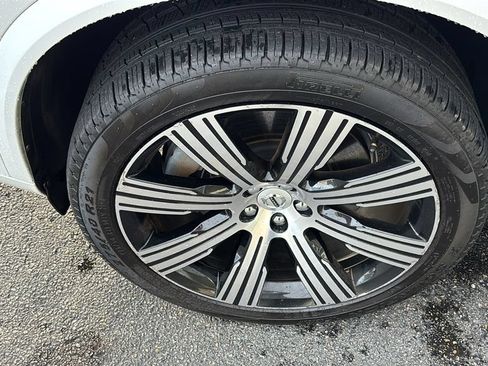 Used 2023 Volvo XC90 T8 Plus w/ Protection Package Premier AWD/4WD image 32