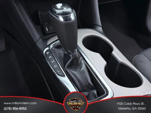 Used 2018 Chevrolet Cruze LS FWD image 25