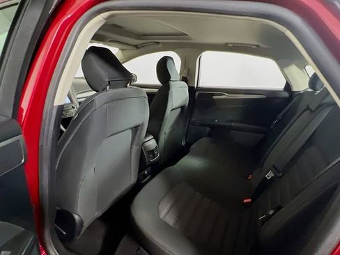 Used 2020 Ford Fusion SE image 26