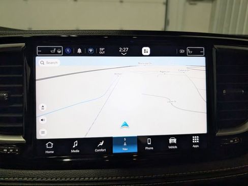 Used 2023 Chrysler Pacifica Touring-L w/ Uconnect Theater Family Group FWD image 22
