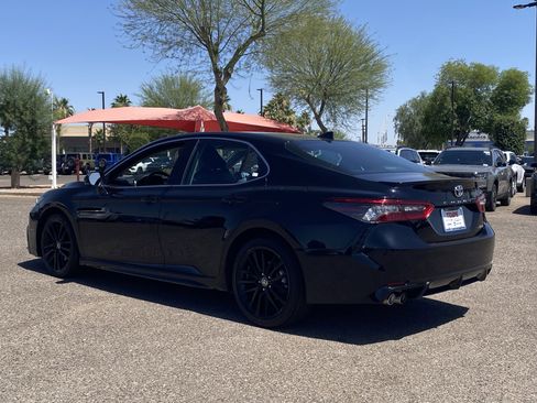 Used 2024 Toyota Camry XSE FWD image 4