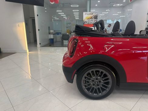 Used 2026 MINI Cooper S FWD image 8